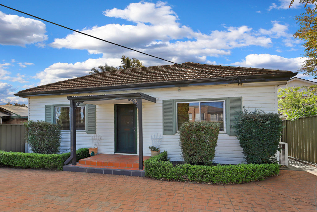 for sale quakers hill